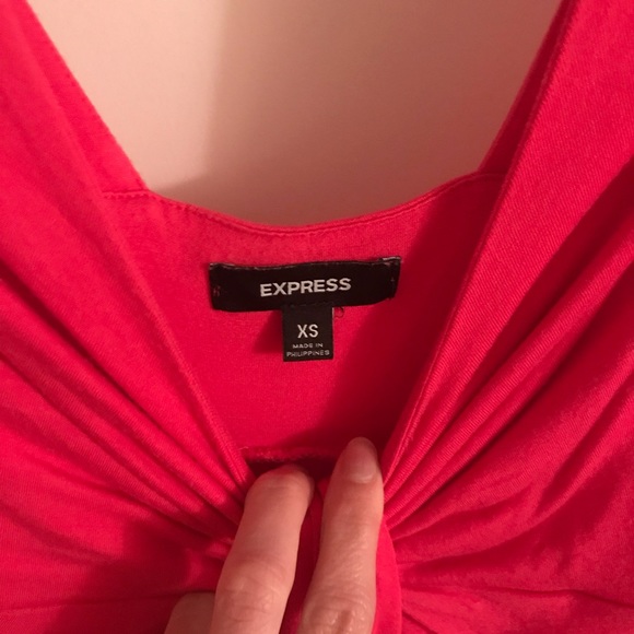 Express Upscale Casual Flowy Top - Picture 3 of 6